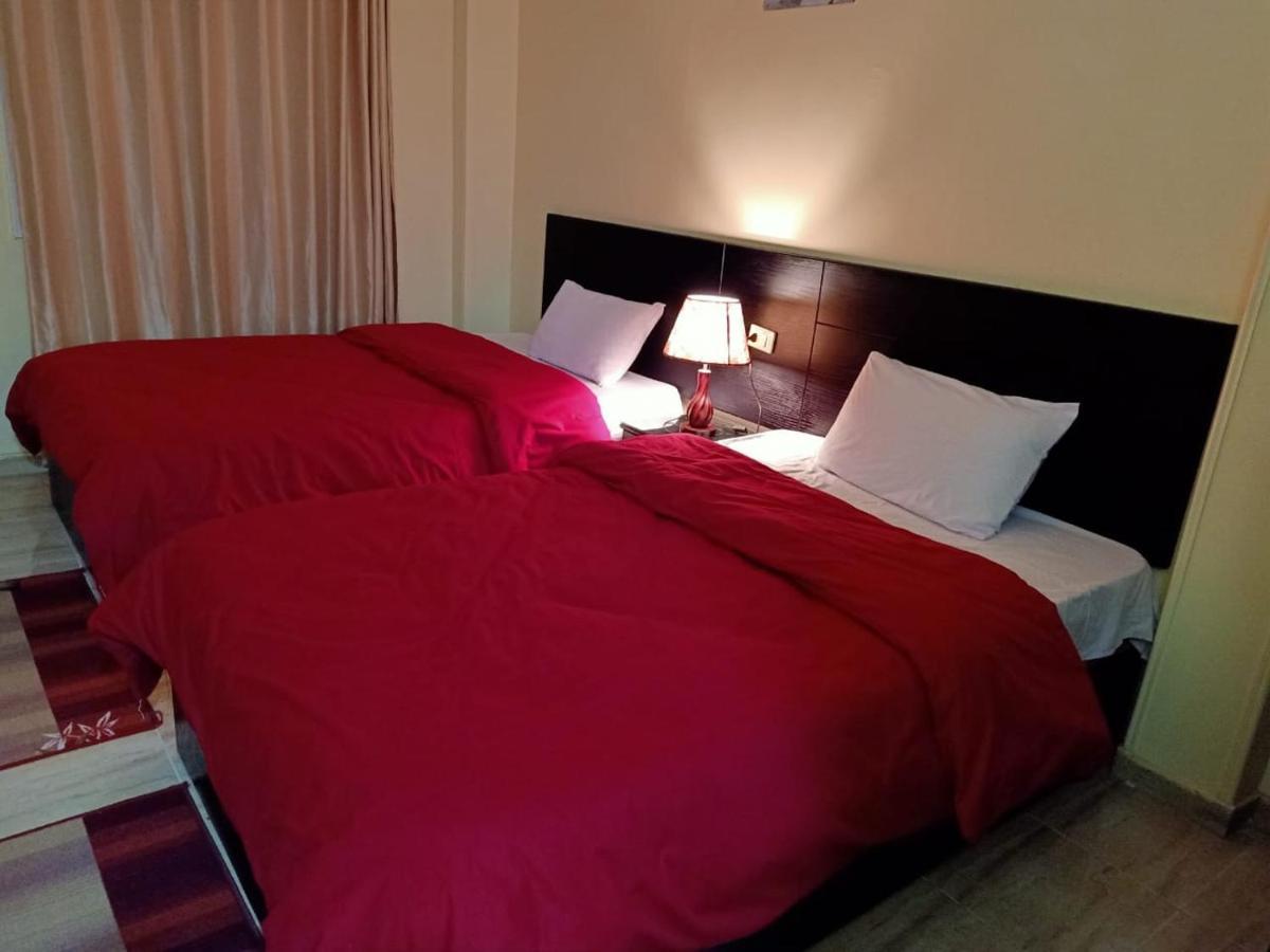 Gabry Pyramids Inn Cairo Exterior foto
